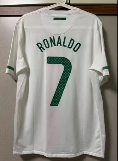 Camiseta retro de Portugal para partidos fuera de casa de 2010