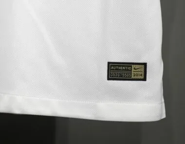 Camisola branca da seleção de Portugal para jogos fora de casa de 2014 (versão para jogadores)