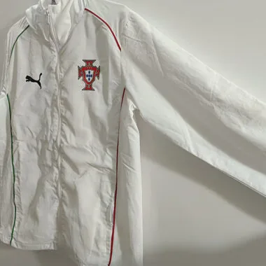 25-26 Portugal white windbreaker