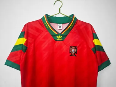 Camisola retro da seleção de Portugal para jogos em casa, 92-94
