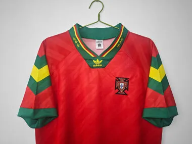 Camisola retro da seleção de Portugal para jogos em casa, 92-94