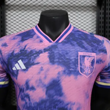 Camiseta de jugador de Japón, colores rosa y azul, 24-25