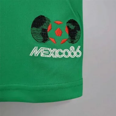 1986 Mexico home