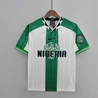 1996, jogo fora de casa contra a Nigéria