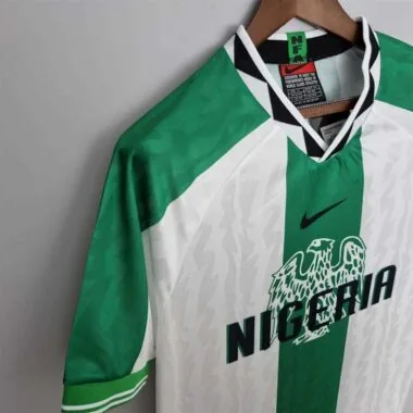 1996, jogo fora de casa contra a Nigéria