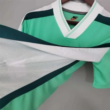 1998: Nigeria, en casa
