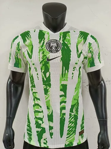 Maillot domicile du Nigeria, version joueur, n° 25-26