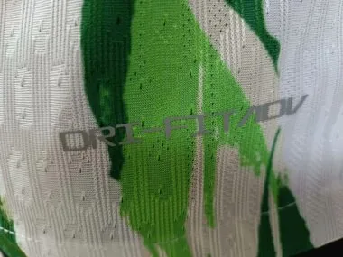 Maillot domicile du Nigeria, version joueur, n° 25-26