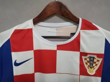 2002 Croatia home