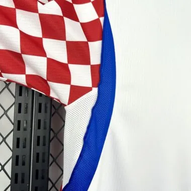 Maillot domicile de la Croatie pour la Coupe du monde 2026 (S-4XL)