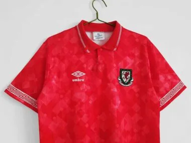 1990/92 País de Gales (em casa)