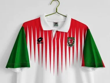 1996/98 Wales away
