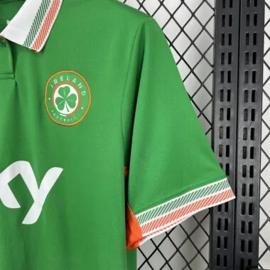 25-26 Ireland home jersey