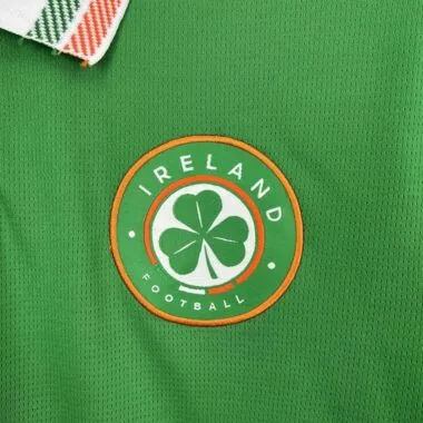25-26 Ireland home jersey