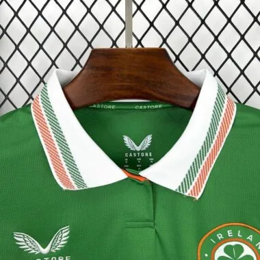 25-26 Ireland home jersey