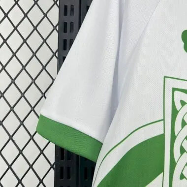 Camiseta Retro de Irlanda con cruz celta «False9» 2025/26