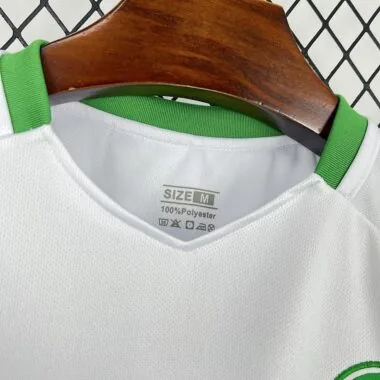 Camiseta Retro de Irlanda con cruz celta «False9» 2025/26