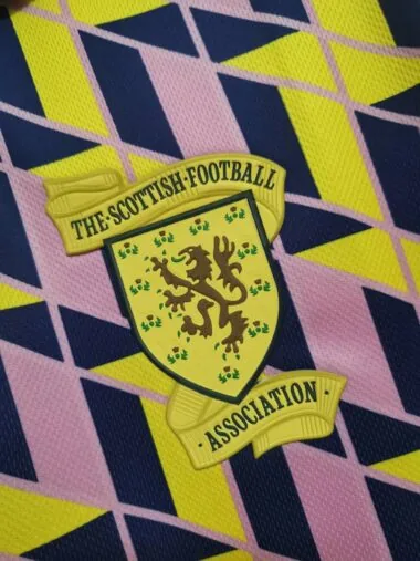 Tercera camiseta de visitante de Escocia de la temporada 1988/89