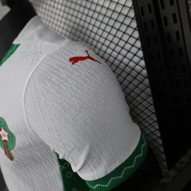 Maillot blanc de l'équipe du Maroc (à l'extérieur) 2025, version joueur