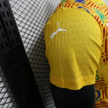 Camisola amarela do Gana de 2025, versão para jogadores, pré-jogo