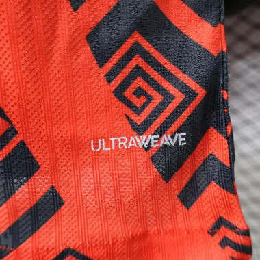 Maillot rouge de l'Égypte 2025, version joueur d'avant-match