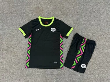 25-26 Australia away kid kit