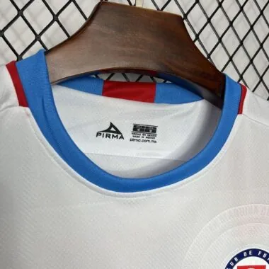 Camiseta de visitante del Cruz Azul de la temporada 24-25