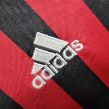 Maillot domicile de l'AC Milan 16-17