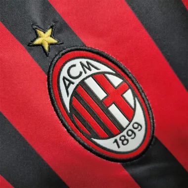 Maillot domicile de l'AC Milan 16-17