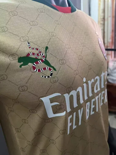 24-25 AC Milan *GUCCI Goldern player version jersey