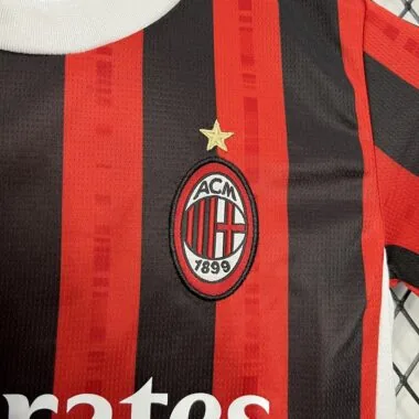 24-25 AC Milan home kid kit