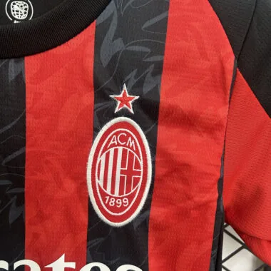 25-26 AC Milan home kid kit