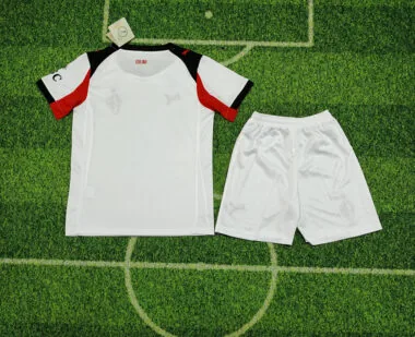 25-26 AC Milan white kid kit