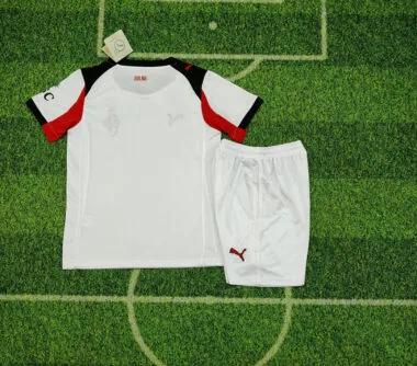 25-26 AC Milan white kid kit