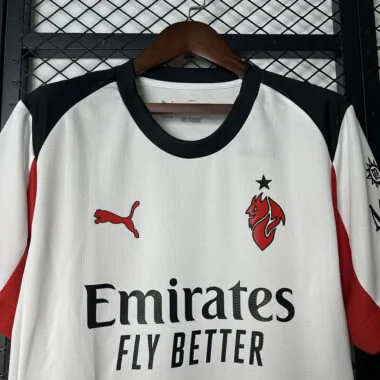 Maillot blanc de l'AC Milan 25-26