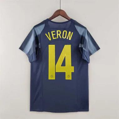 04-05 Inter Milan third away