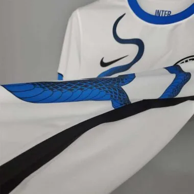 21-22 Inter Milan away
