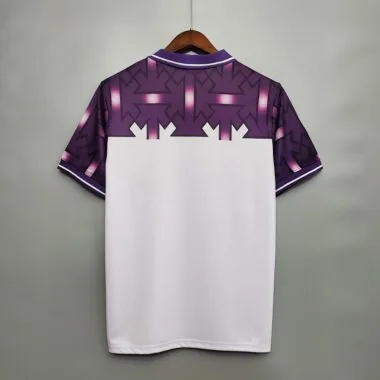 92-93 Fiorentina away