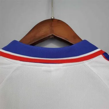 95-96 Fiorentina away