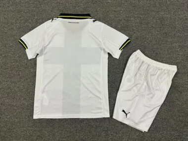 Equipamento infantil de casa do Parma Calcio 25-26