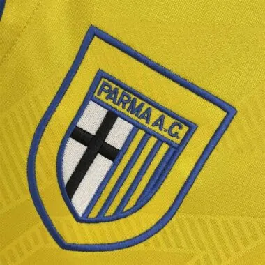 93-95 Parma home