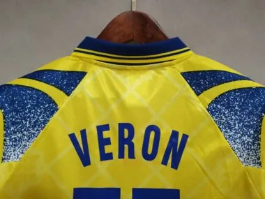 95-97 Amarelo Parma