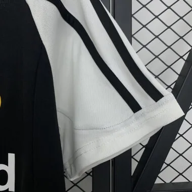 01-02 Real Madrid away retro jersey