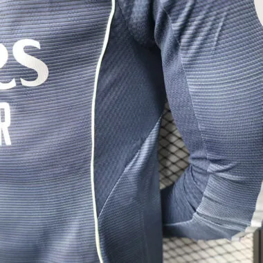 Maillot à manches longues Real Madrid 25-26, version joueur (extérieur)