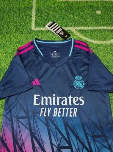 25-26 Real Madrid BLue and Purple Special kid kit