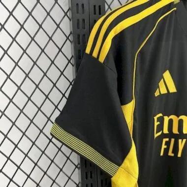 25-26 Real Madrid Black and yellow special edition Jersey