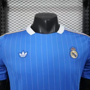 25-26 Real Madrid Blue Retro Model Player Version Jersey