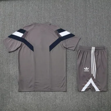 25-26 Real Madrid Gray Training Suit