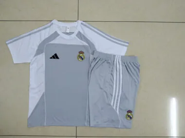 25-26 Completo da allenamento del Real Madrid grigio e bianco