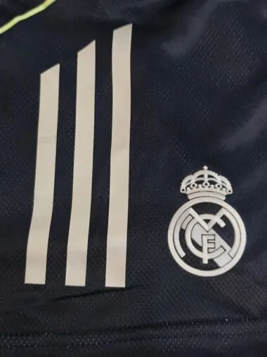 25-26 Real Madrid away player version kid kit